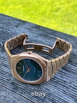 D1 Milano Rose Gold Tone Diver Homage Watch 39mm Green Dial Ultra-Thin MINT