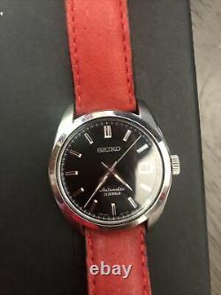 Seiko Men's Black Watch SARB033 + Italian Red Milano watch strap 20mm No Box