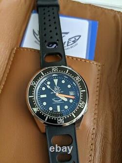 Squale 1521 60th Anniversary Milano Neuchatel 60. New old stock RARE only 60 pcs