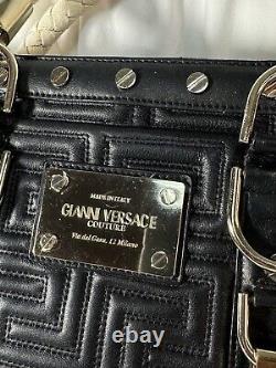 Sac à main en cuir noir Gianni Versace Couture à Paris Italie Milano Cabas